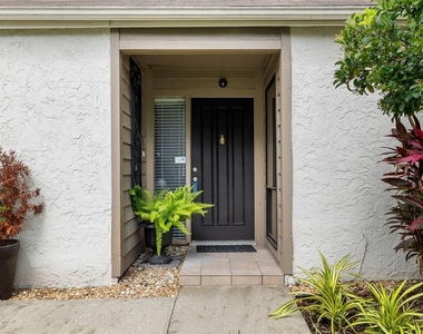 11520 Galleria Drive - Photo Thumbnail 3