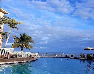 5121 Coquina Key Drive Se - Photo Thumbnail 38