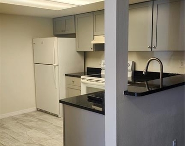7413 Mead Drive - Photo Thumbnail 3