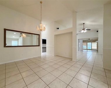 9427 Hunters Pond Drive - Photo Thumbnail 5