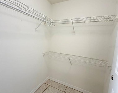 9427 Hunters Pond Drive - Photo Thumbnail 12