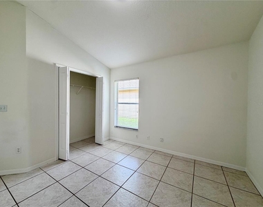 9427 Hunters Pond Drive - Photo Thumbnail 13
