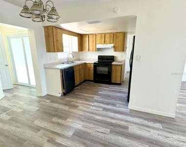 8151 Hixton Drive - Photo Thumbnail 3