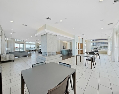 111 N 12th Street - Photo Thumbnail 38