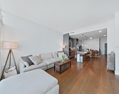 111 N 12th Street - Photo Thumbnail 12