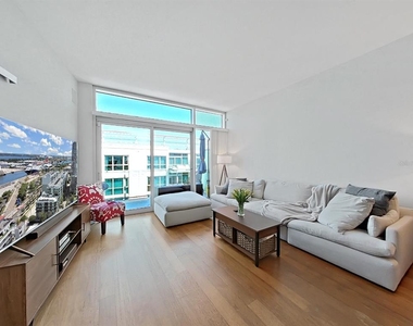 111 N 12th Street - Photo Thumbnail 8