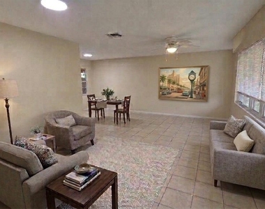 716 21st Street N - Photo Thumbnail 2