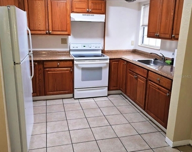 716 21st Street N - Photo Thumbnail 5