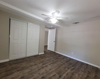 1504 E 99th Avenue - Photo Thumbnail 9