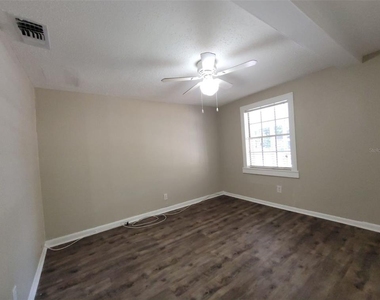 1504 E 99th Avenue - Photo Thumbnail 8