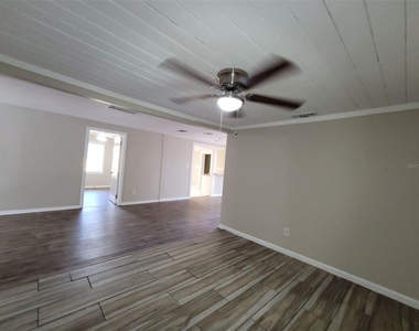 1504 E 99th Avenue - Photo Thumbnail 2