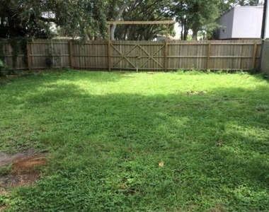 5744 2nd Avenue N - Photo Thumbnail 9