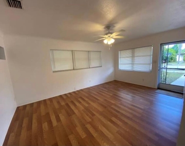 5744 2nd Avenue N - Photo Thumbnail 1