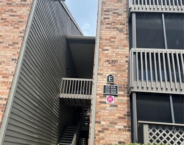 2500 Winding Creek Boulevard - Photo Thumbnail 1