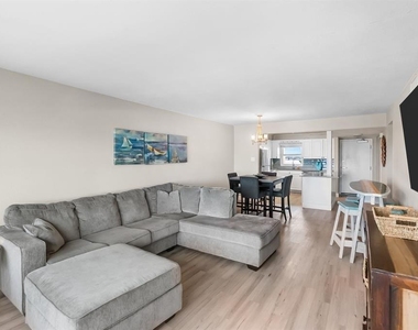 1270 Gulf Boulevard - Photo Thumbnail 11