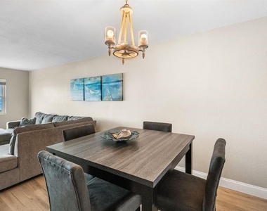 1270 Gulf Boulevard - Photo Thumbnail 10
