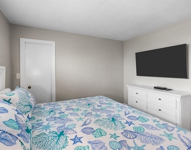 1270 Gulf Boulevard - Photo Thumbnail 20