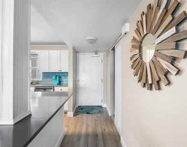 1270 Gulf Boulevard - Photo Thumbnail 4