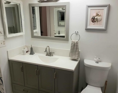 4550 Cove Circle - Photo Thumbnail 11