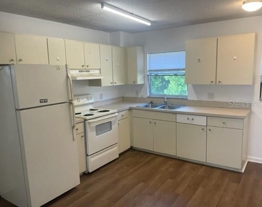 3800 18th Avenue S - Photo Thumbnail 3