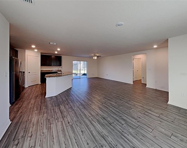 424 Ohio Lane - Photo Thumbnail 2