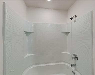 424 Ohio Lane - Photo Thumbnail 16