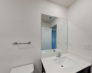 424 Ohio Lane - Photo Thumbnail 17