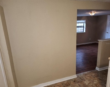 2135 8th Avenue N - Photo Thumbnail 5