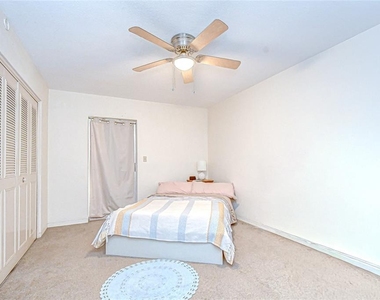 5150 10th Avenue N - Photo Thumbnail 10