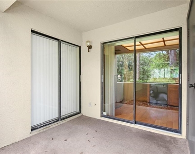 135 Woodlake Wynde - Photo Thumbnail 10