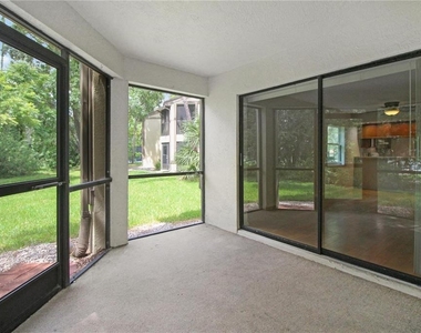 135 Woodlake Wynde - Photo Thumbnail 21