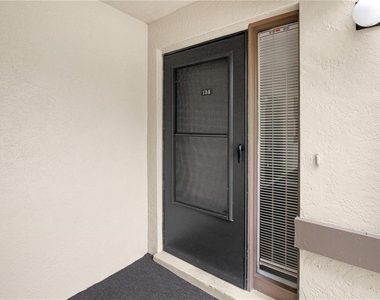 135 Woodlake Wynde - Photo Thumbnail 1