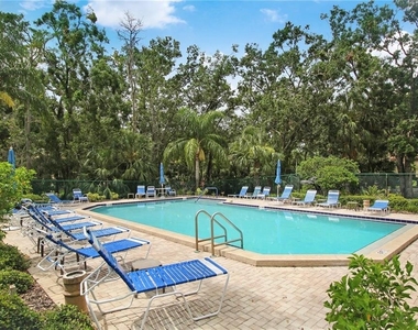 135 Woodlake Wynde - Photo Thumbnail 30