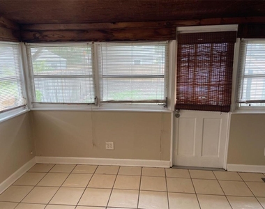 2624 14th Avenue N - Photo Thumbnail 8