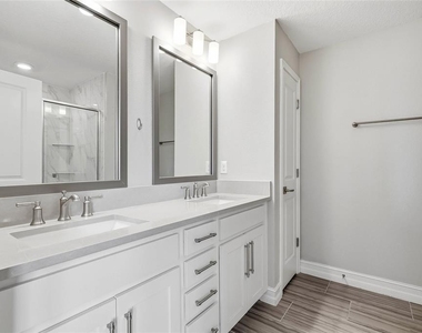 4941 W Price Avenue - Photo Thumbnail 25