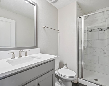 4941 W Price Avenue - Photo Thumbnail 6