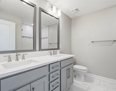 4941 W Price Avenue - Photo Thumbnail 22
