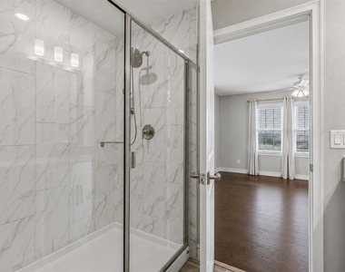 4941 W Price Avenue - Photo Thumbnail 26