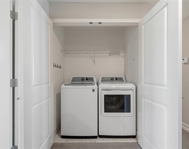 4941 W Price Avenue - Photo Thumbnail 28