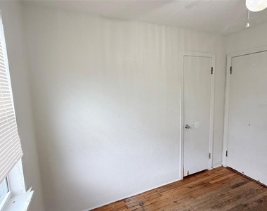 5013 20th Street N - Photo Thumbnail 15