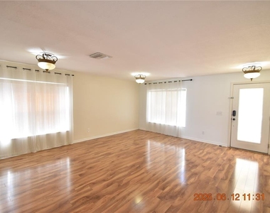 10924 Subtle Trail Drive - Photo Thumbnail 14