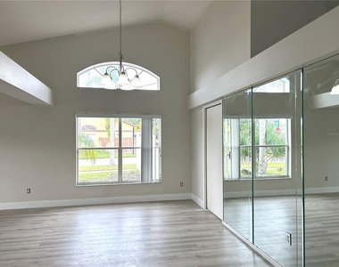 11417 Glenmont Drive - Photo Thumbnail 5
