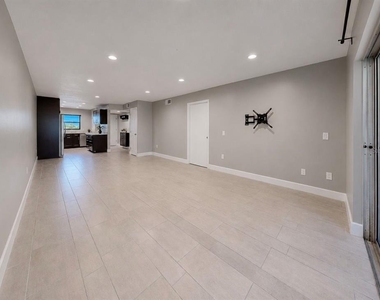 1028 Apollo Beach Boulevard - Photo Thumbnail 32