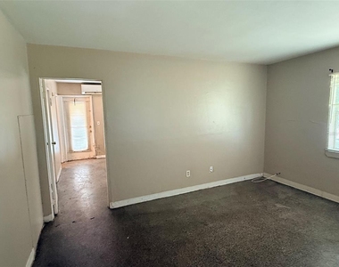 1273 S Betty Lane - Photo Thumbnail 4