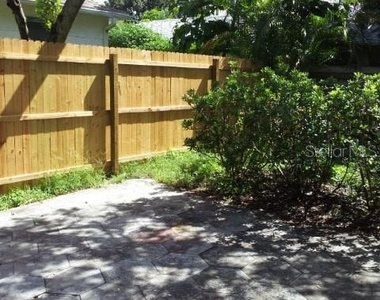776 27th Avenue N - Photo Thumbnail 14
