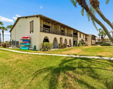 505 Plaza Seville Court - Photo Thumbnail 24