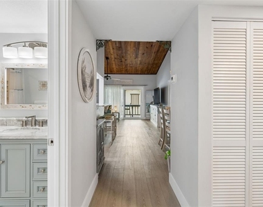 505 Plaza Seville Court - Photo Thumbnail 21