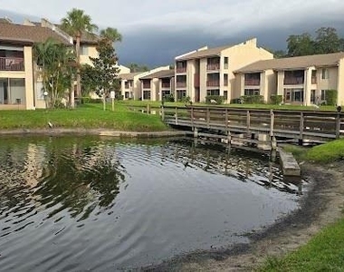3814 N Lake Drive - Photo Thumbnail 12