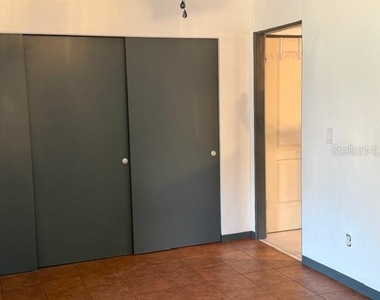 2020 World Parkway Boulevard - Photo Thumbnail 17