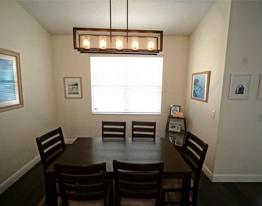 2314 W Saint Sophia Street - Photo Thumbnail 12